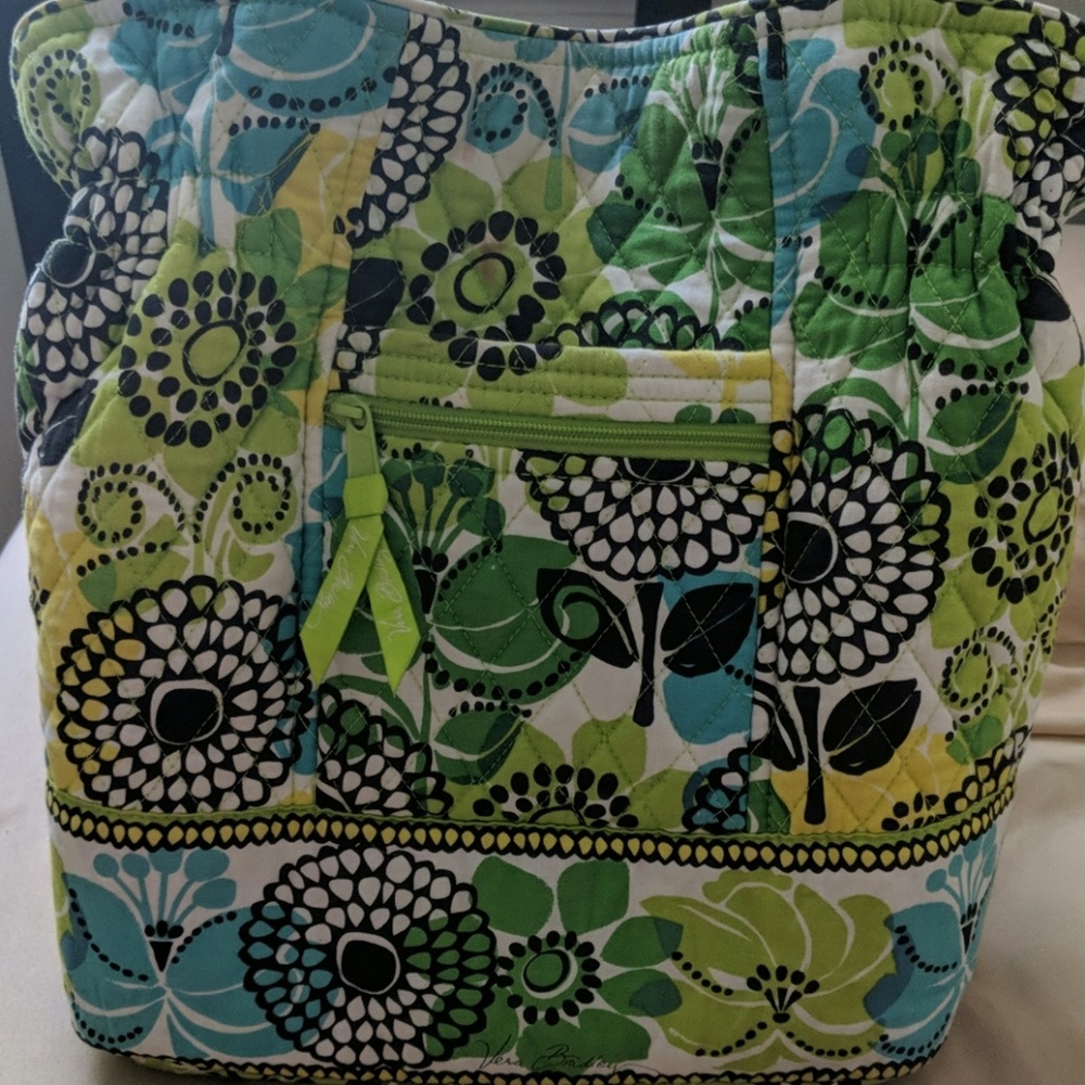 *Retired pattern* Limes up Vera Bradley Tote